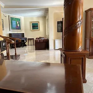 https://villa-visconti-anagnina.it-romehotels.com