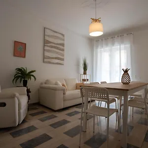 https://casa-vacanza-alassio-centro.hotelitalianriviera.com