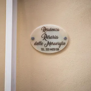 https://residenza-rosaria-delle-meraviglie.barihotels.org